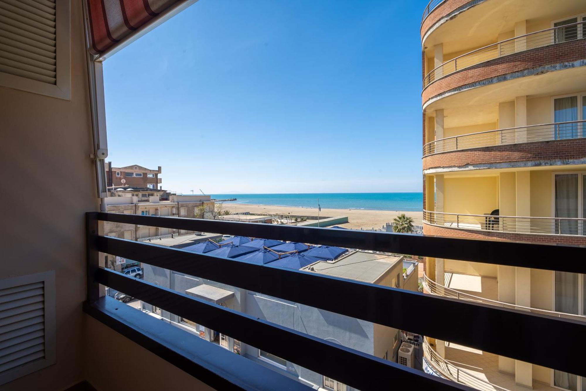 Residence La Rosa Di Nettuno Marina di Grosseto Bagian luar foto